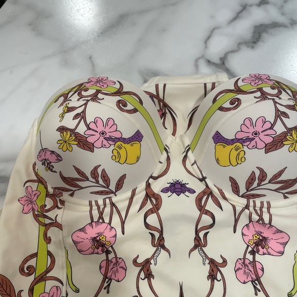 Tory Burch new this season one piece NWT - Picture 7 of 15